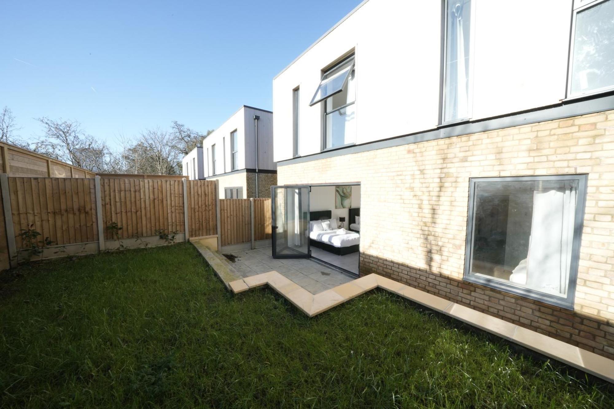 Ealing Broadway Great Stay 7-Minute Walk From The Underground Exterior photo